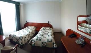 Отель Hotel Sypniewo Margonin Двухместный номер с 1 кроватью или 2 отдельными кроватями-4
